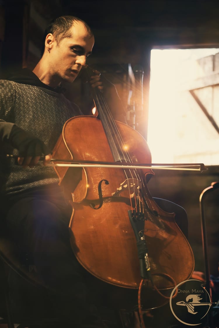 Who Needs a Stage Manager?